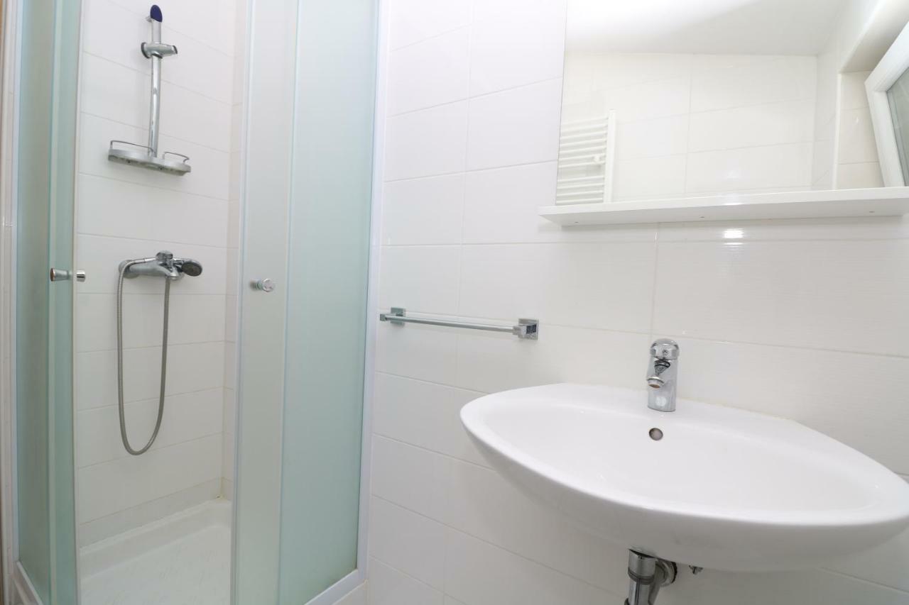 Double Rooms Jasna With Sea View Baška Exterior foto